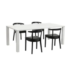 Lamus A la Carte -ruokailuryhmä