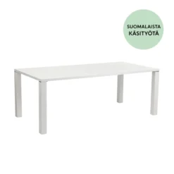 Lamus A la Carte -ruokapöytä