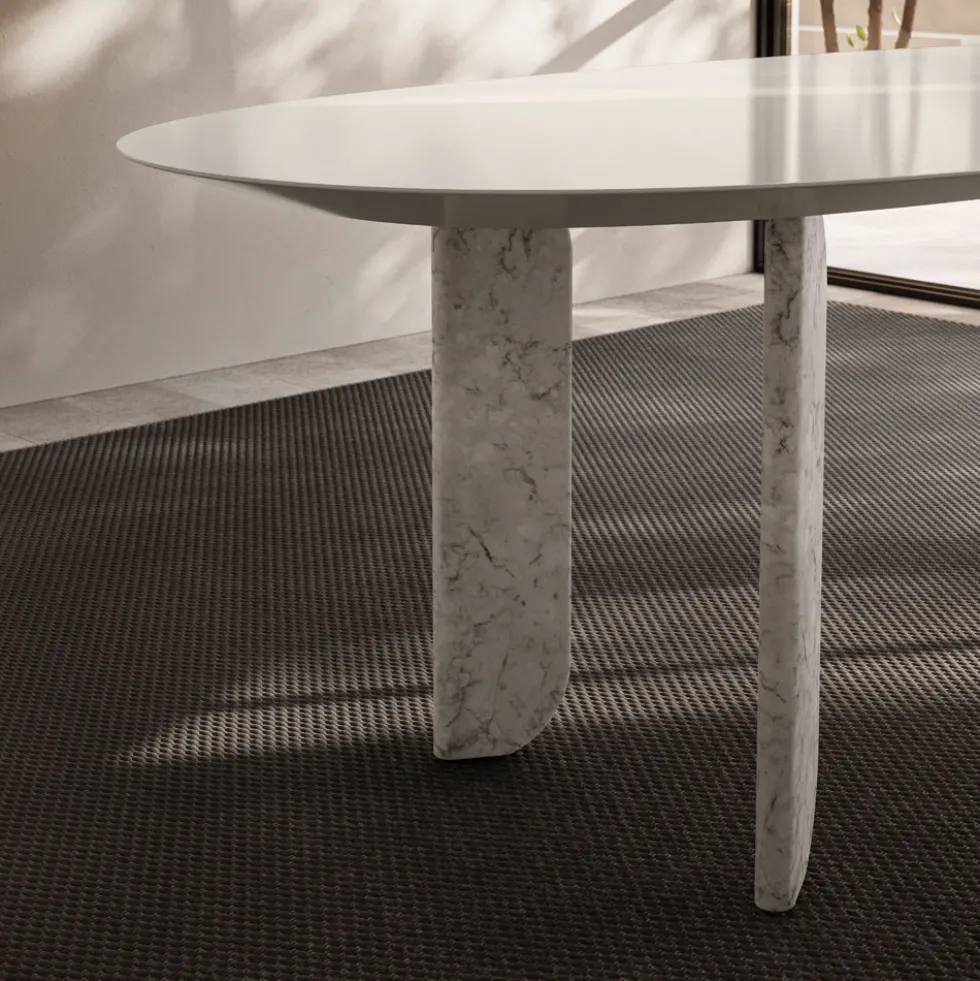 Natuzzi Libra-ruokapöytä, pyöreä