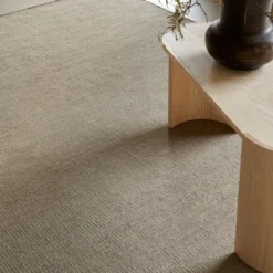Roots Living Plain Wool -villamatto