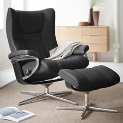 Stressless Wing-lepotuoli + rahi Cross-jalalla
