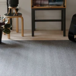 VM Carpet Elsa-matto, suorakaide